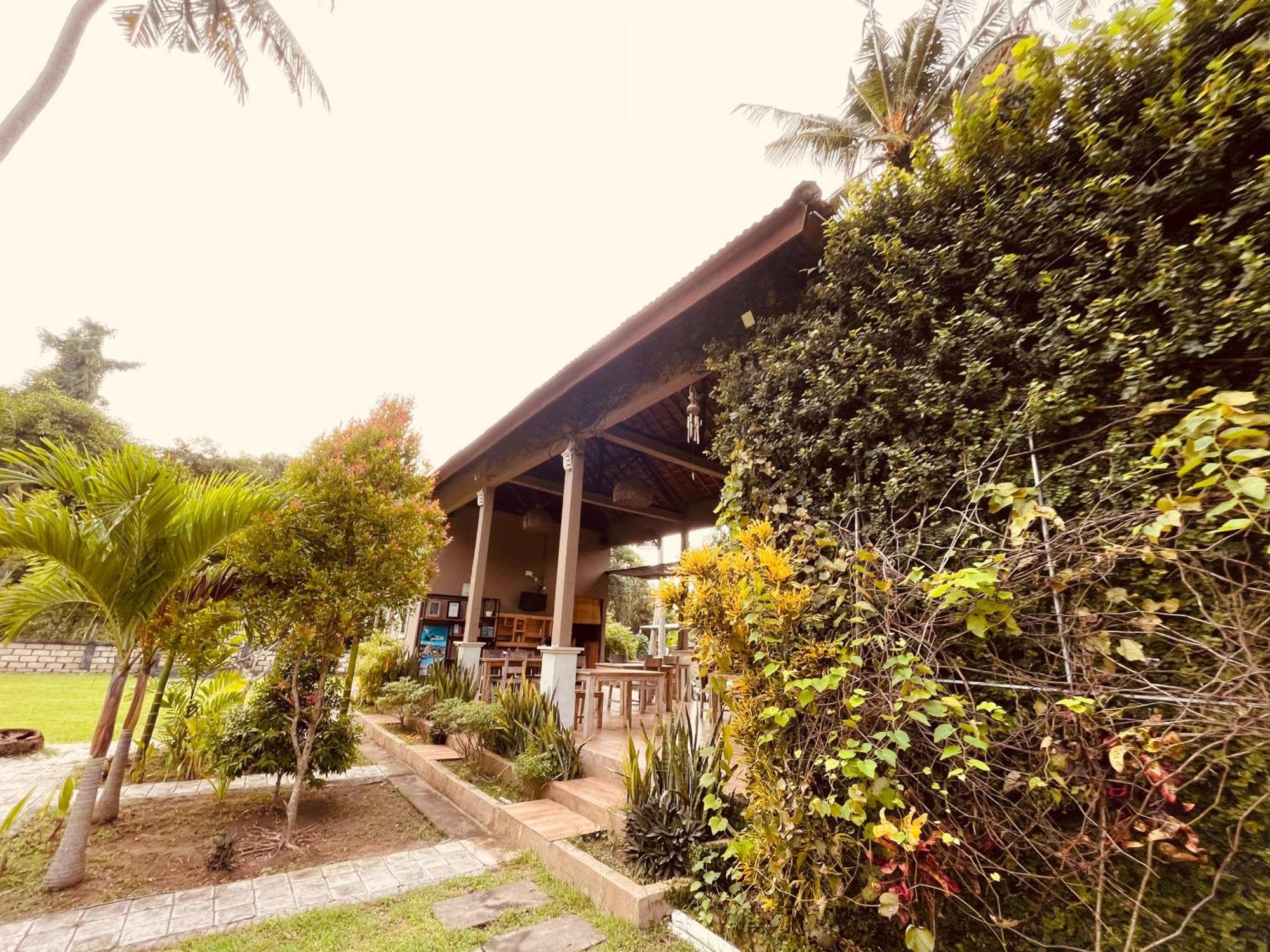 Pedidi Penida Hostel Batununggul Exterior photo
